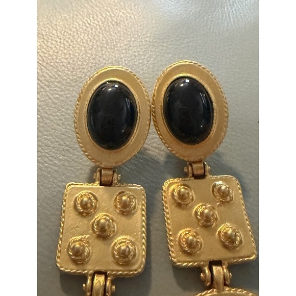 Vintage Black Cabochon Drop Dangle Brushed Gold Tone Clip On Earrings #415 - Picture 2 of 11